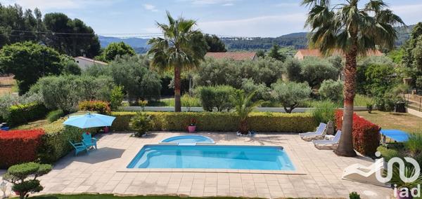 Maison à vendre 6 pièces 140 m² La Cadière-d'Azur