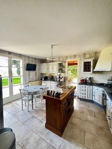 Maison à vendre 348 480 € Sainte-Bazeille 7 p 252 m² DPE D