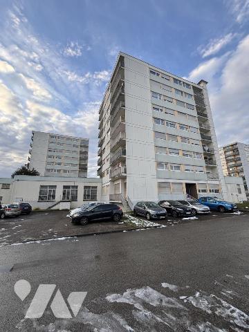 Appartement T4 (environ 75 m² habitables) situé au RDC