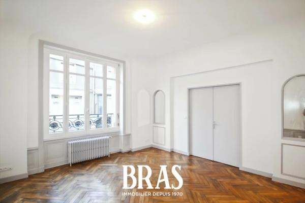 Bureau - 57m² - Nantes