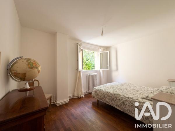 Maison à vendre 9 pièces 202,36 m² Saint-Germain-en-Laye