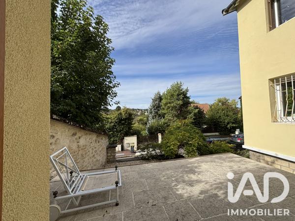 Maison à vendre 9 pièces 202,36 m² Saint-Germain-en-Laye