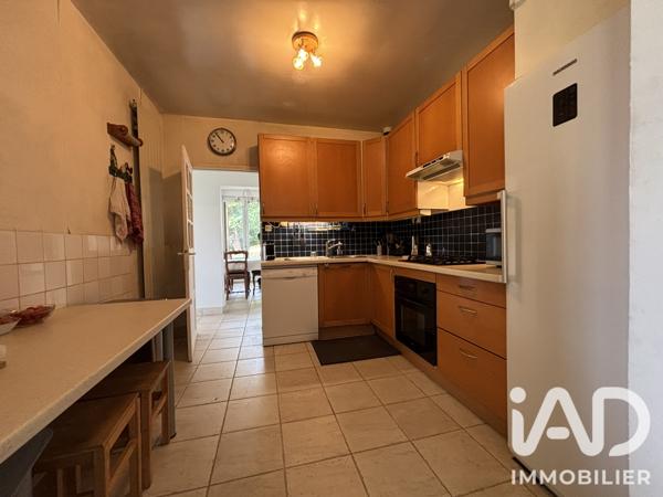 Maison à vendre 9 pièces 202,36 m² Saint-Germain-en-Laye
