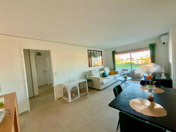 Appartement à FREJUS, 83600 - 2 pièces 43m²