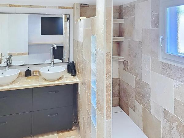 Maison 7 pièces 182 m2