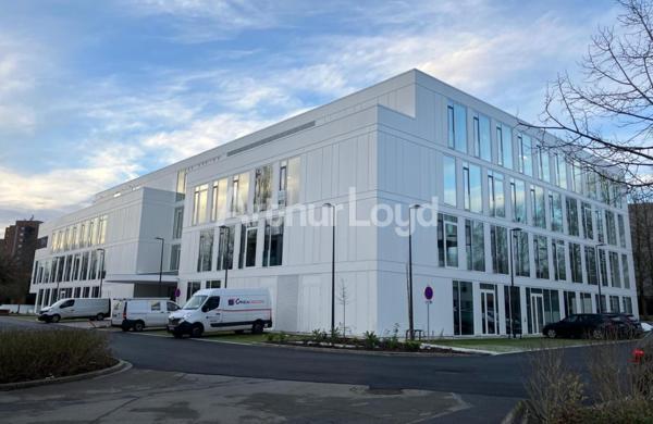 Bureaux neufs à louer à Villeneuve d’Ascq avec parkings et services