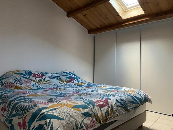 St Hilaire De Riez 3 logements (6 ch et 153 m2 au total) à 80 m de la forêt et 700 m du centre commercial