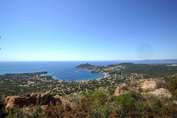 Agay plage - Appartement 3 pièce(s) 54 m2 avec place de parking