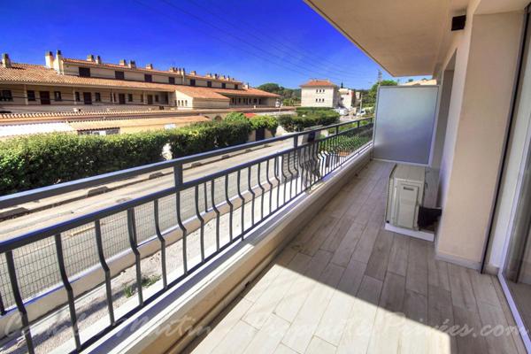 Agay plage - Appartement 3 pièce(s) 54 m2 avec place de parking