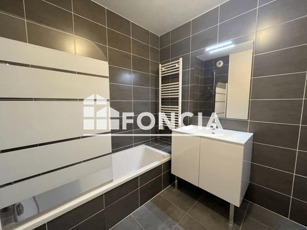 Location Appartement 3 pièces 66.14 m² - RESIDENCE SOLEA Fontanil Cornillon 38120