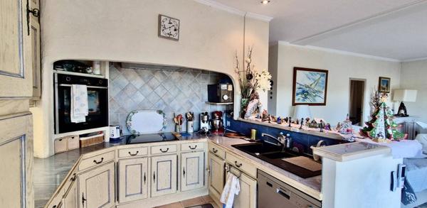 Haut de villa au calme à Juan les Pins