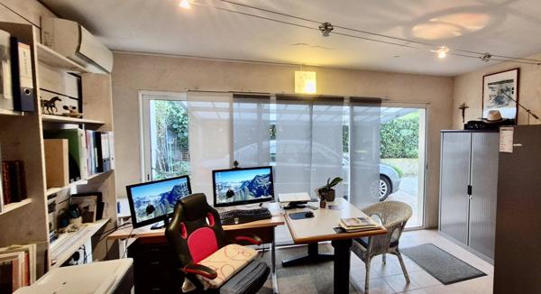 Haut de villa au calme à Juan les Pins