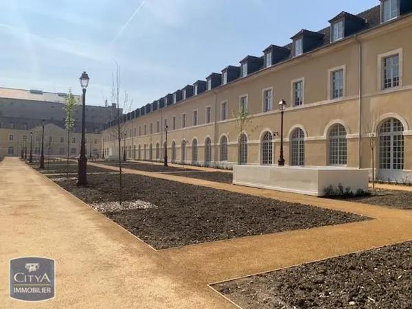 Appartement à louer 3 pièces 72.88m²