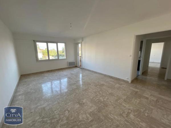 Appartement à louer 2 pièces 59.3m²