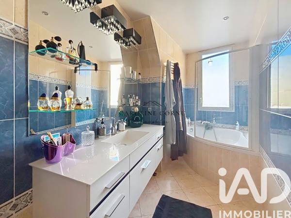 Immeuble à vendre 390 m² Les Lilas