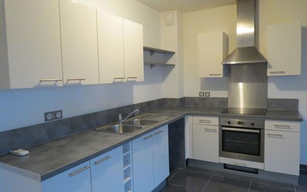 Appartement à vendre    3 pièces • 76,70 m2 Poulx