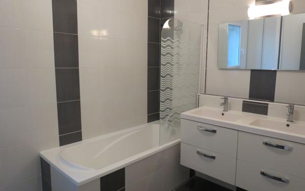 Appartement à vendre    3 pièces • 76,70 m2 Poulx