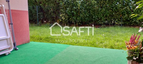 Appartement T2 de 40m²  avec une terrasse dans une résidence sécurisée et place de parking.