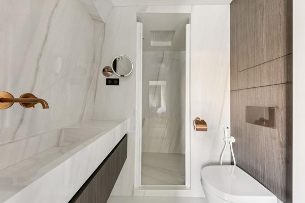 Vente Péniche de luxe Paris 16 5 Pièces 230 m²