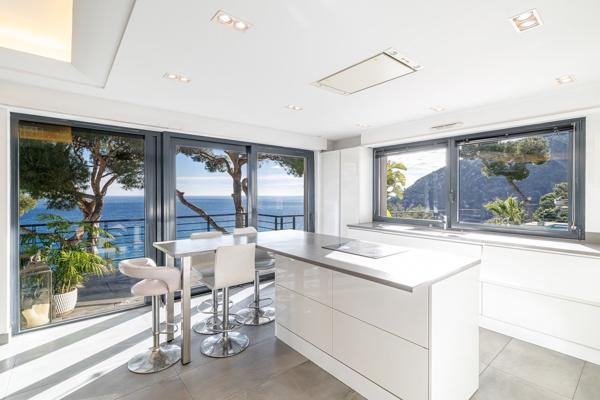 Vente Maison contemporaine Èze 5 Pièces 170 m²