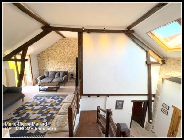 Magnifique propriété à la campagne à cinq minutes des commodités, sans vis à vis