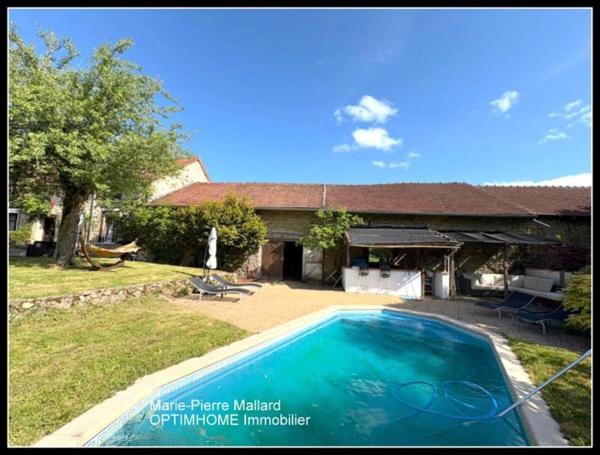 Magnifique propriété à la campagne à cinq minutes des commodités, sans vis à vis