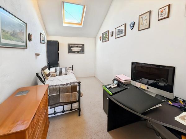 Magnifique propriété à la campagne à cinq minutes des commodités, sans vis à vis