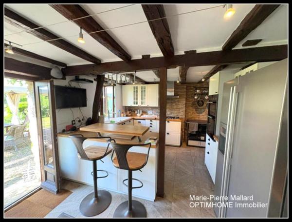 Magnifique propriété à la campagne à cinq minutes des commodités, sans vis à vis