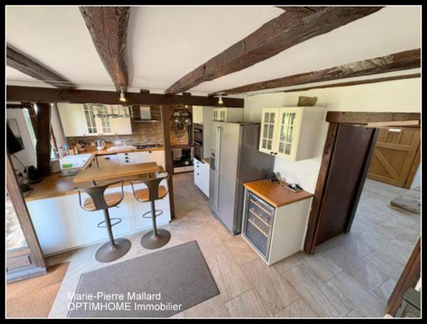 Magnifique propriété à la campagne à cinq minutes des commodités, sans vis à vis