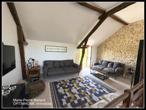 Magnifique propriété à la campagne à cinq minutes des commodités, sans vis à vis