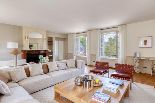 Vente Appartement de luxe Paris 5 4 Pièces 189 m²