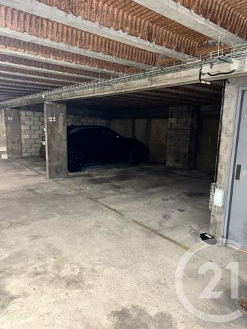 Parking à vendre  10,76 m2 PARIS - 75015