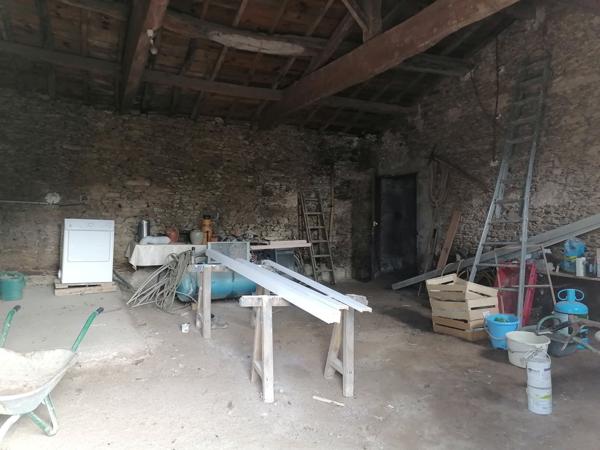 Maison 5 pièces 114m2 avec 400m2 de dépendances