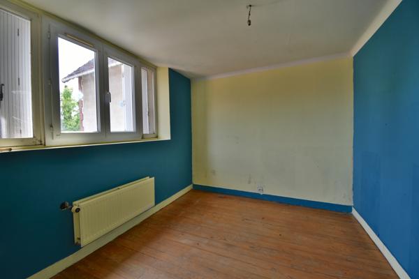 Courville-sur-Eure (28190) MAISON ENTIEREMENT A RENOVER