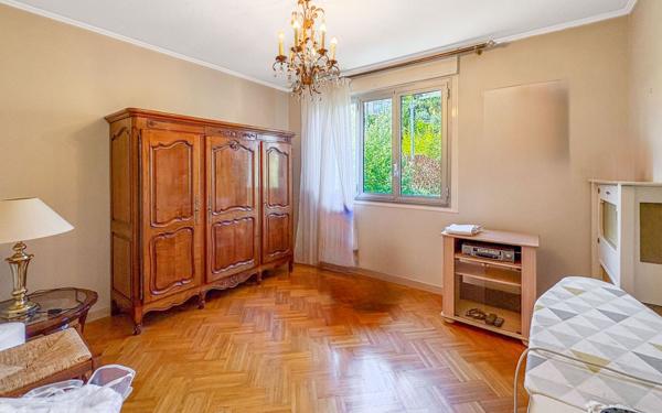 Appartement à vendre    4 pièces • 99,41 m2 Mandelieu-la-Napoule