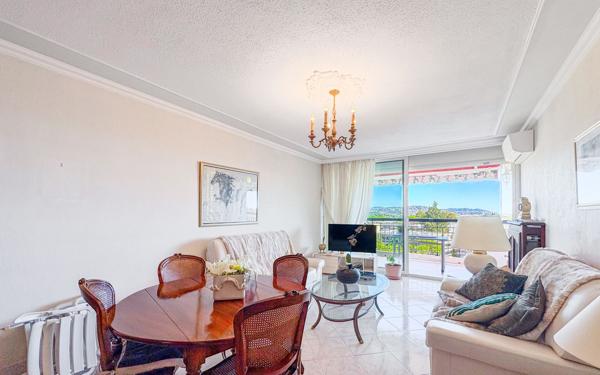 Appartement à vendre    4 pièces • 99,41 m2 Mandelieu-la-Napoule