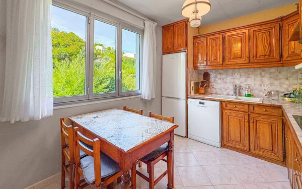 Appartement à vendre    4 pièces • 99,41 m2 Mandelieu-la-Napoule