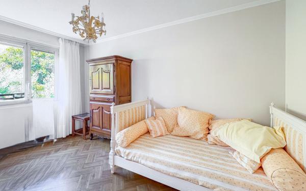 Appartement à vendre    4 pièces • 99,41 m2 Mandelieu-la-Napoule