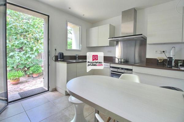 Domaine à Sauve - Mas en pierre avec piscine et tennis sur 2,3 ha