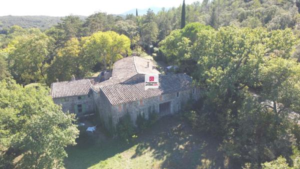 Domaine à Sauve - Mas en pierre avec piscine et tennis sur 2,3 ha