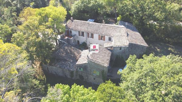 Domaine à Sauve - Mas en pierre avec piscine et tennis sur 2,3 ha