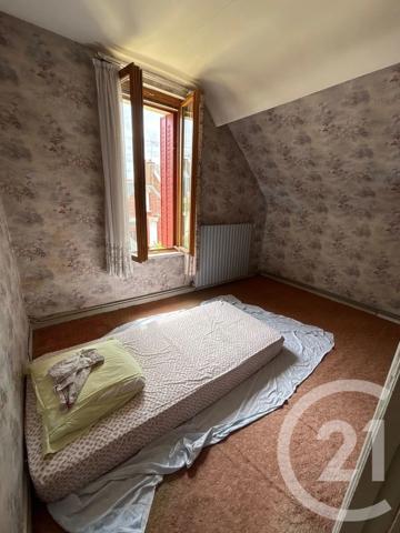 Maison à vendre  4 pièces - 82 m 2   ST QUENTIN  - 02