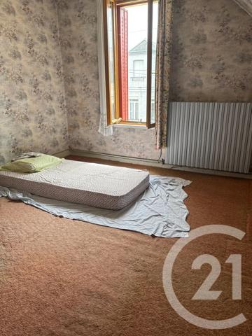 Maison à vendre  4 pièces - 82 m 2   ST QUENTIN  - 02