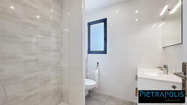 Maison contemporaine Reyrieux 3 chambres jacuzzi