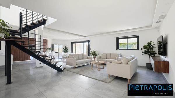 Maison contemporaine Reyrieux 3 chambres jacuzzi