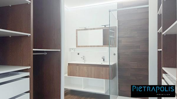 Maison contemporaine Reyrieux 3 chambres jacuzzi