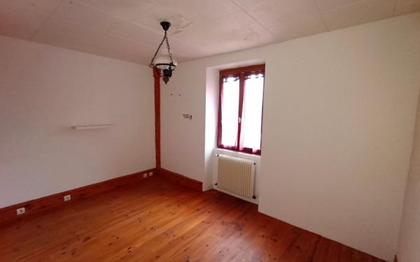 Maison à louer    2 pièces •  Vaunoise