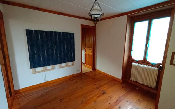 Maison à louer    2 pièces •  Vaunoise