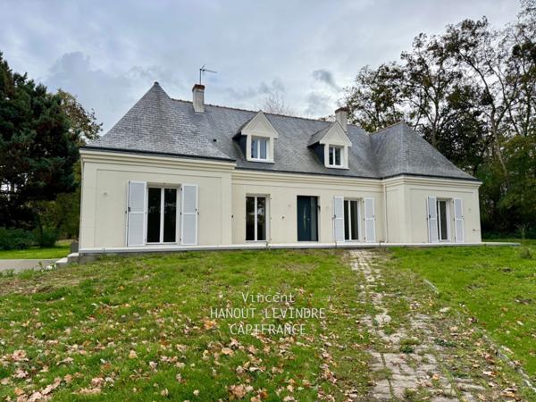 Maison à vendre 12 pièces 7 chambres TIERCE (49)