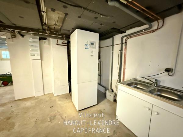 Maison à vendre 12 pièces 7 chambres TIERCE (49)